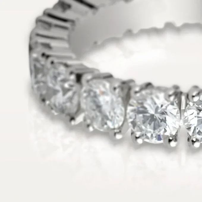 Cartier Destinee Ehering, 4,1 mm breit, pavé-besetzt