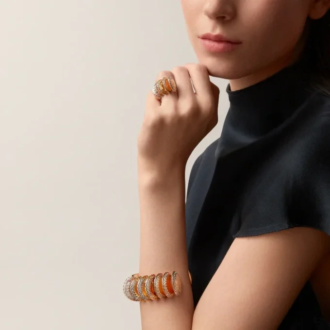 Cartier Libre Polymorph Armband, Chalcedon