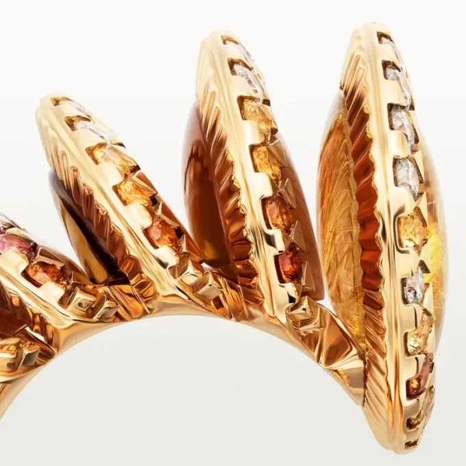 Cartier Libre Polymorph Ring, Chalcedon, Diamanten
