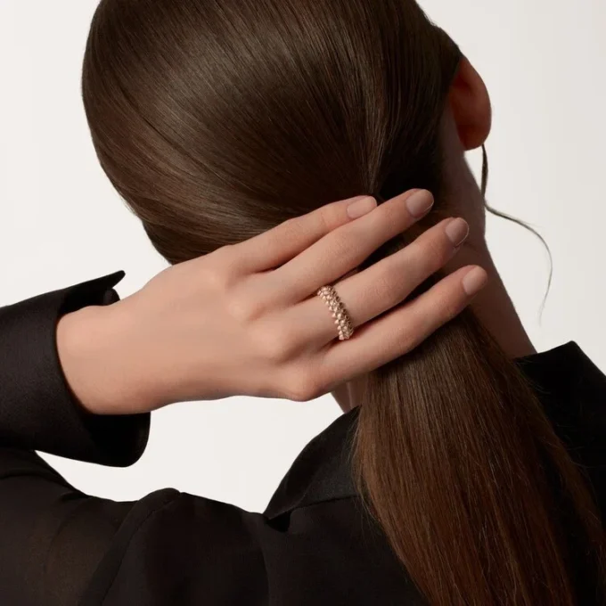 Clash de Cartier Ring, kleines Modell, mit Pavé-Besatz