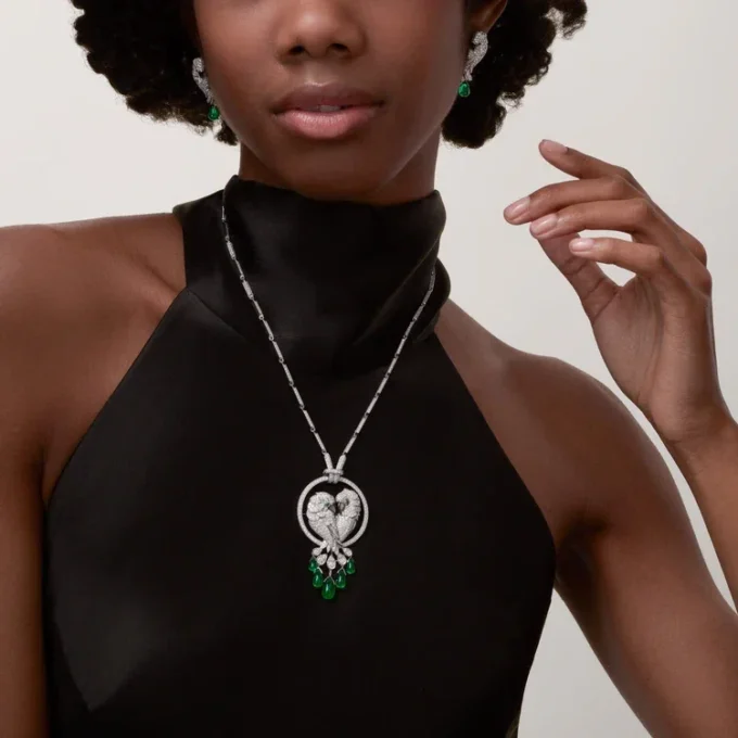 Faune Et Flore Cartier Ohrringe, Smaragd-Tropfen, pavé-gefasst