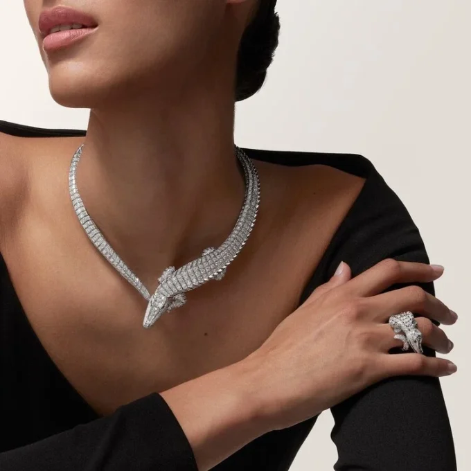 Faune Et Flore-Ring von Cartier, pavé