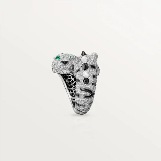 Indomptables De Cartier Ring, pavé