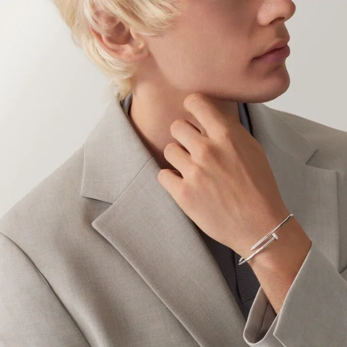 Juste un Clou Armband, kleines Modell, rückseitig gefasste Diamanten