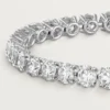 Lignes Essentielles Armbänder, Diamanten im Brillantschliff