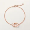 Love-Armband, an Kette