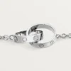 Love-Armband, an Kette