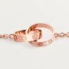 Love-Armband, an Kette