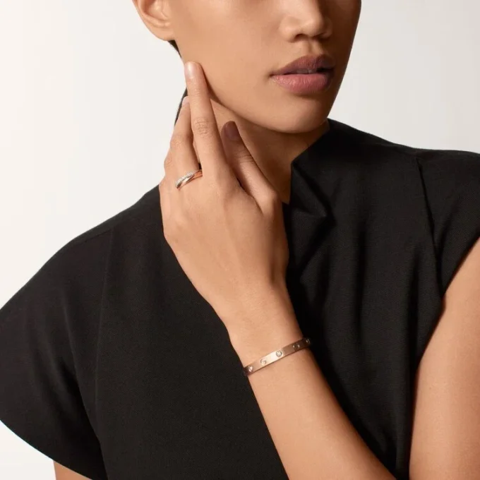 Love-Armband, klassisches Modell, gebürstet, 4 Diamanten
