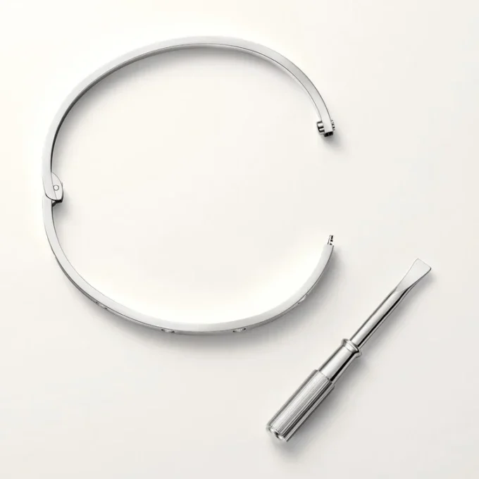 Love-Armband, kleines Modell, 10 Diamanten