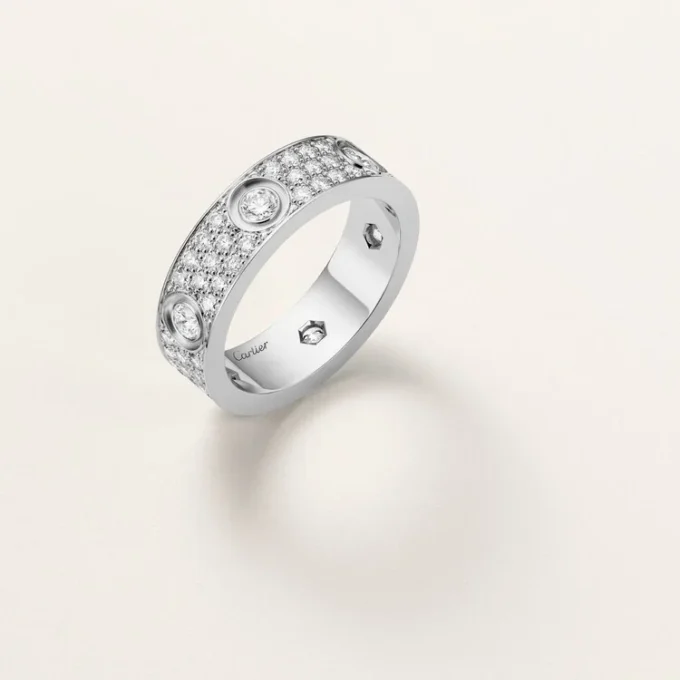 Love-Ring, klassisches Modell, pavé-besetzt, 6 Diamanten