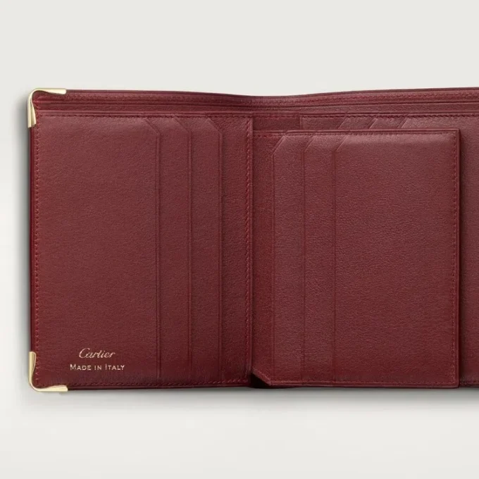 Mehrfach-Geldbörse, Must de Cartier – Burgunderrotes Kalbsleder, goldene Oberfläche – Cartier