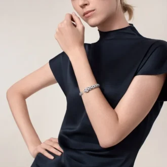 Panthere de Cartier Armband, mittleres Modell, pavé-besetzt