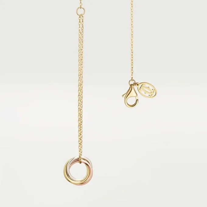 Trinity-Armband an Kette